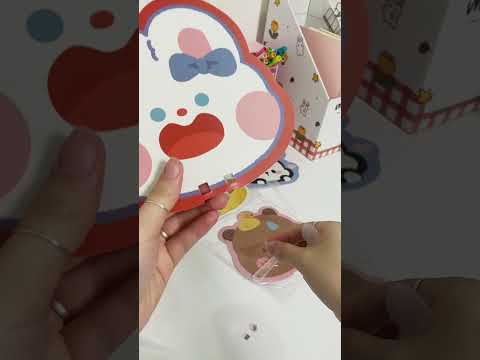 Quạt cầm tay hoạt hình bằng nhựa nhỏ gọn mang đi học