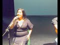 ojos verdes cori