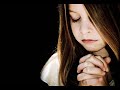 letra da m�sica:

quanto o tempo o cora��o, leva pra saber
que o sin�nimo de amar � sofrer
no aroma de amores pode haver espinhos
� como ter mulheres e milh�es e ser sozinho
na solid�o de casa, descansar
o sentido da vida, encontrar
quem pode dizer onde a felicidade est� 
o amor � feito de paix�es
e quando perde a raz�o
n�o sabe quem vai machucar
quem ama nunca sente medo
de contar o seu segredo
sin�nimo de amor � amar
quem revelar� o mist�rio que tem a f�
e quantos segredos traz o cora��o de uma mulher
como � triste a tristeza mendigando um sorriso
um cego procurando a luz na imensid�o do para�so
quem tem amor na vida, tem sorte
nem a fraqueza sabe ser bem mais forte
ningu�m sabe dizer onde a felicidade est�
o amor � feito de paix�es
e quando perde a raz�o
n�o sabe quem vai machucar
quem ama nunca sente medo
de contar o seu segredo
sin�nimo de amor � amar
o amor � feito de paix�es
e quando perde a raz�o
n�o sabe quem vai machucar
quem ama nunca sente medo
de contar o seu segredo
sin�nimo de amor � amar
quem revelar� o mist�rio que tem a f�
e quantos segredos traz o cora��o de uma mulher
como � triste a tristeza mendigando um sorriso
um cego procurando a luz na imensid�o do para�so
o amor � feito de paix�es
e quando perde a raz�o
n�o sabe quem vai machucar
quem ama nunca sente medo
de contar o seu segredo
sin�nino de amor � amar
o amor � feito de paix�es
e quando perde a raz�o
n�o sabe quem vai machucar
quem ama nunca sente medo
de contar o seu segredo
sin�nino de amor � amar