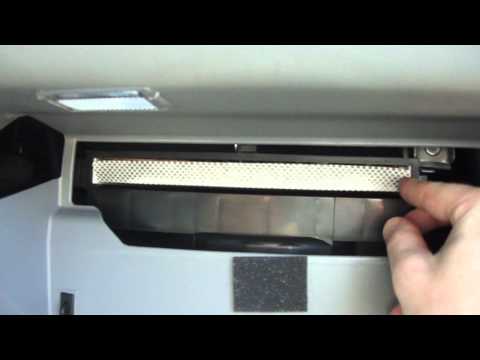 2010 Hyundai Elantra GLS cabin air filter replacement – part 1 of 2