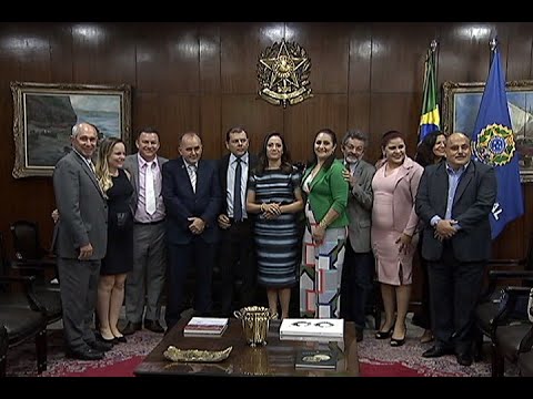 Dois suplentes tomam posse no Senado