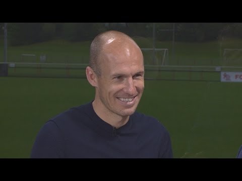 Arjen Robben blickt voraus auf Real