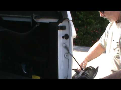 DIY BRAKE LIGHT REPLACEMENT 2005 DODGE 2500