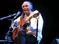 gilberto gil haciendo un cover de 
