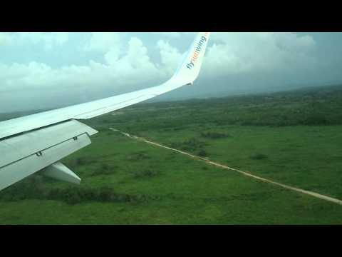 Sunwing - This video shows a Boeing 737-800 from Sunwing Airlines landing in Varadero, Cuba (Juan G. Gomez Intl) for my vacation (August 12 - 19). The landscape and sc...