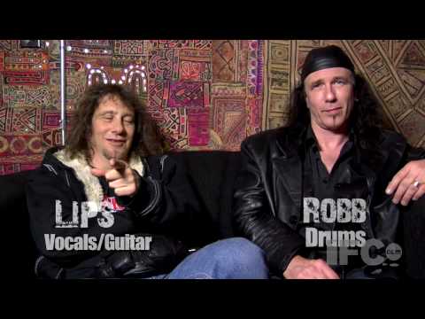 anvil - Lips & Robbo give a hilarious heavy metal lesson for those aspiring to metal infamy. Friend ANVIL: http://www.facebook.com/anvil Twitter updates: http://twit...