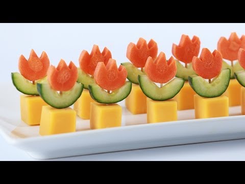 SUPER MARIO FIRE FLOWER APPETIZERS - NERDY NUMMIES