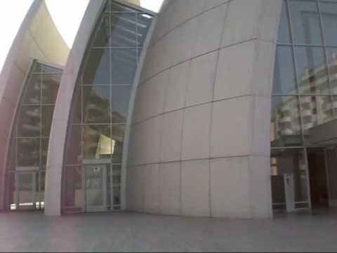 Richard Meier: Dives in ...