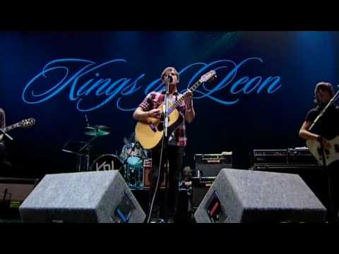 Fans - Live at Reading Festival, 8-24-2007.