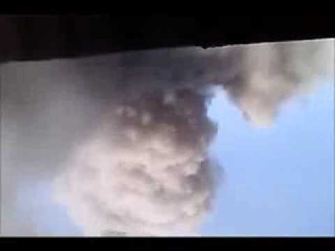 لحظة وصول صاروخ اطلقه الحوثيون على دماج
