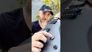 Playing Metallica on a guitar with a built-in Speaker