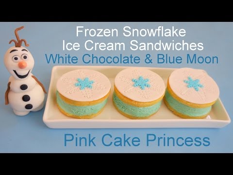 Blue - Frozen ice cream sandwiches! See how to make ice cream sandwiches for a perfect Frozen birthday party idea! This recipe for Blue Moon ice cream will sure to please with my easy baked white...