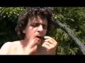 Aron Szilagyi playing low A Jew's harp