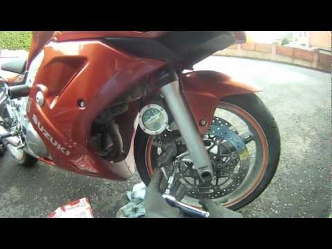 “How To” Suzuki SV1000 SK3 Front brake pads – GoPro HD Hero