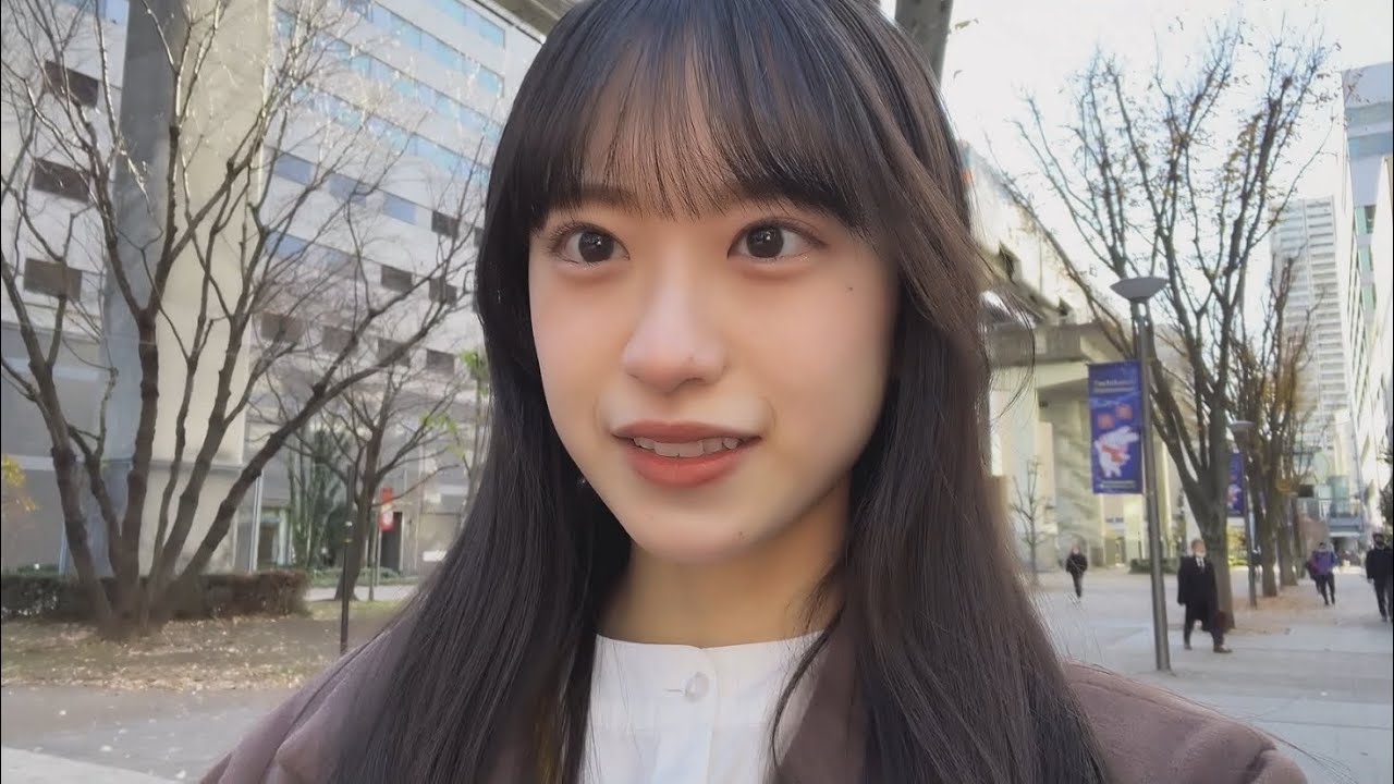 櫻坂46 - 三期生Vlog「村井優」を公開 (11人の新メンバー1名ずつプロフィール動画を公開) thm Music info Clip