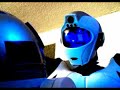 Robosapien Vs R2-D2