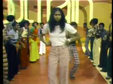 Soul Train Line Dance to Glady’s Knight & The Pips.MP4