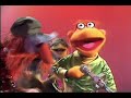 Muppet Show \"Mr. Bassman\"
