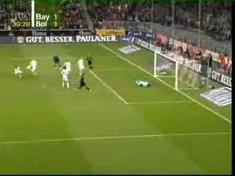 Kevin Davies empata el partido frente al Bayern Munich