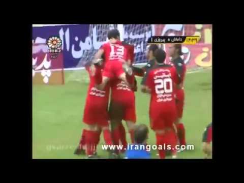 بالفيديو لاعب بيروزي الايراني يقوم بعمل قذر تجاه زميله !! مكتبة الأخبا