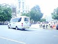 Barack obama leaves Palace of Westminster.
