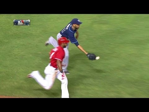 Video: Price's nice glove flip gets the out at first
