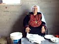 صناعة الالبان في حلحول اعداد : رائدة الحاجمونتاج : عبد الرحمن العرجا 