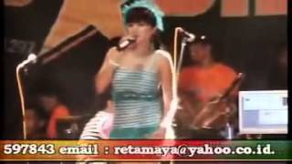 ZASKIA GOTIK _ HOT DI PANGGUNG