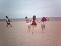 meninas na areia