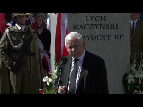 Kaczyński przemawia. Tłum: spiep… dziadu!