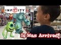 DISNEY INFINITY HUNTING! Toys "R" Us Shopping ...