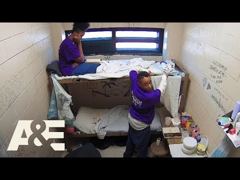 60 Days In: Vanessa’s Roommate Threatens Her w/ a Shank, Season 6, Episode 14 Recap | A&E