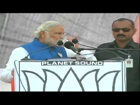 Shri Narendra Modi addressing a massive rally in Nizamabad, Andhra Pradesh