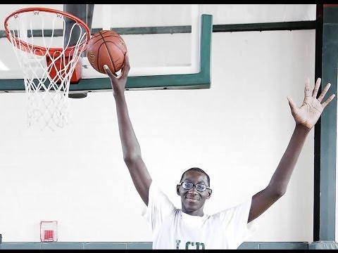 Tallest H S Basketball Player Tacko Fall is 7'5 DAMN !!!