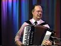 Let's ALL Sing Like the Birdies on The Accordion Show
