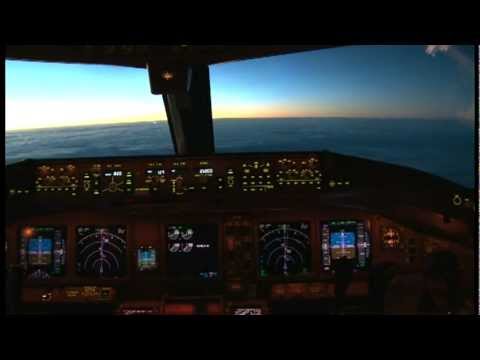 B777 - VOL PARIS / REUNION.