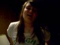videos de Undefined singing God Bless The Broken Road