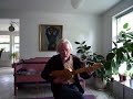 gasparo zannetti: la mantovana. my arrangement for chitarrino, renaissance guitar.the instrument is made by eero palviainen 1993. the music can be found in page
http://www.cs.helsinki.fi/u/wikla/mus/own/chitarrino/
31.8.2008 arto wikla.