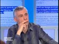 chlo� delaume interogeant schneidermann sur le choix des candidats � l'�lection qui ont fait l'objet d'une �mission, puis sur les raisons qui ont motiv� l'invitation de jean-jacques bourdin.