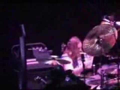 Danny Carey vs Mike Portnoy - Part 2