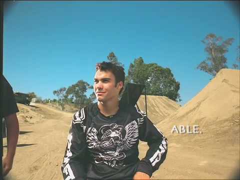 BMX BIKES TRICKS STUNTS CRASHES