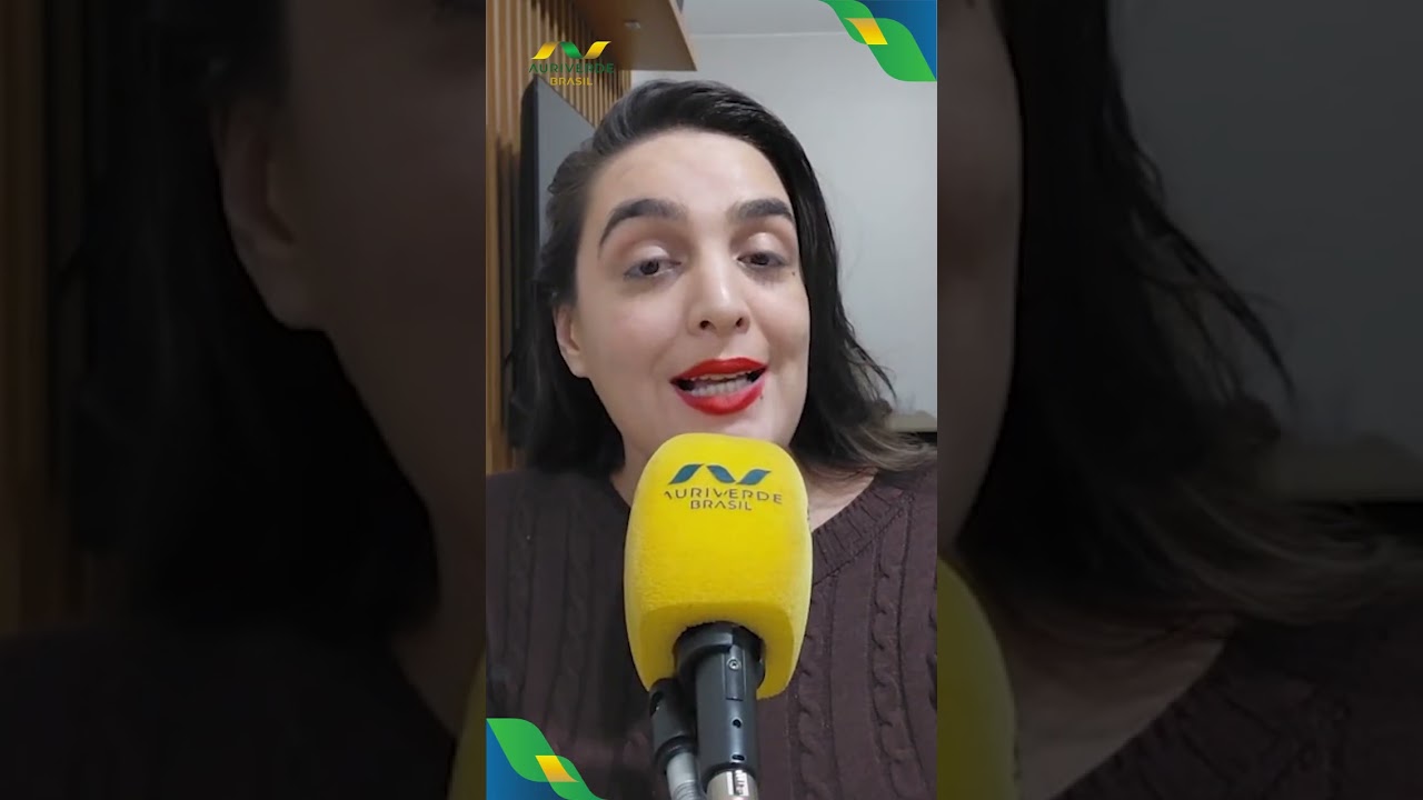 Deborah Sena comenta os bastidores da política em Brasília