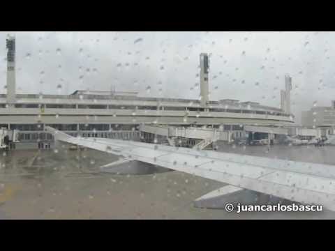 LAN A320 CC-BAF Landing at Galeao Intl, Río de Janeiro. (Flight LA772)