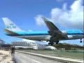 A KLM 747 LANDING VERY VERY LOW