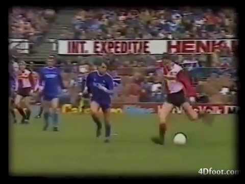 Sebfootball - Visit http://www.4Dfoot.com - the Home of Classic Football! This video shows the best moments from Cruyff's last year as a footballer, after his shock move t...