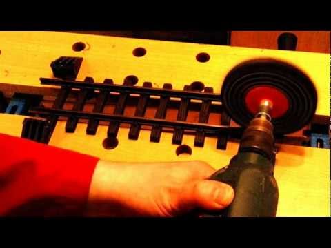 how to clean g gauge track