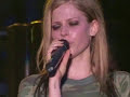 Avril Lavigne - Fall to pieces [live]