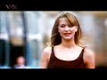Heike Makatsch smokes