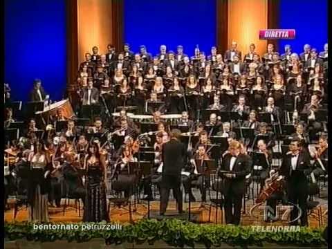 petruzzelli - Ludwig van Beethoven-Sinfonia n.9,finale Orchestra Sinfonica della Provincia di Bari Coro del Teatro Petruzzelli direttore Fabio Mastrangelo.