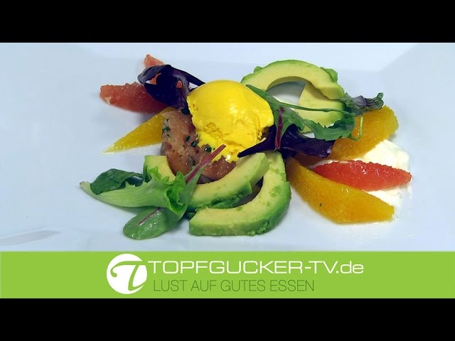 Tatar von der Lachsforelle mit Zitrusfrüchten, Avocado Limetten Creme Fraiche und Safran Chili Eis Tatar von der Lachsforelle mit Zitrusfrüchten, Avocado Limetten Creme Fraiche und Safran Chili Eis